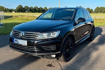 VW Touareg 230.000 km 17.900 € Mülheim-Kärlich 56218