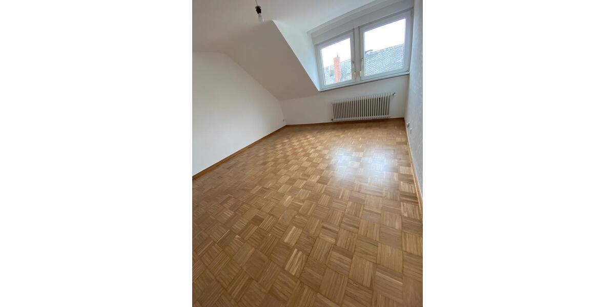 Dachgeschoßwohnung Koblenz Horchheim - 3 Zimmer, 60 m&sup2;, 660&euro; | Angebot:25570764