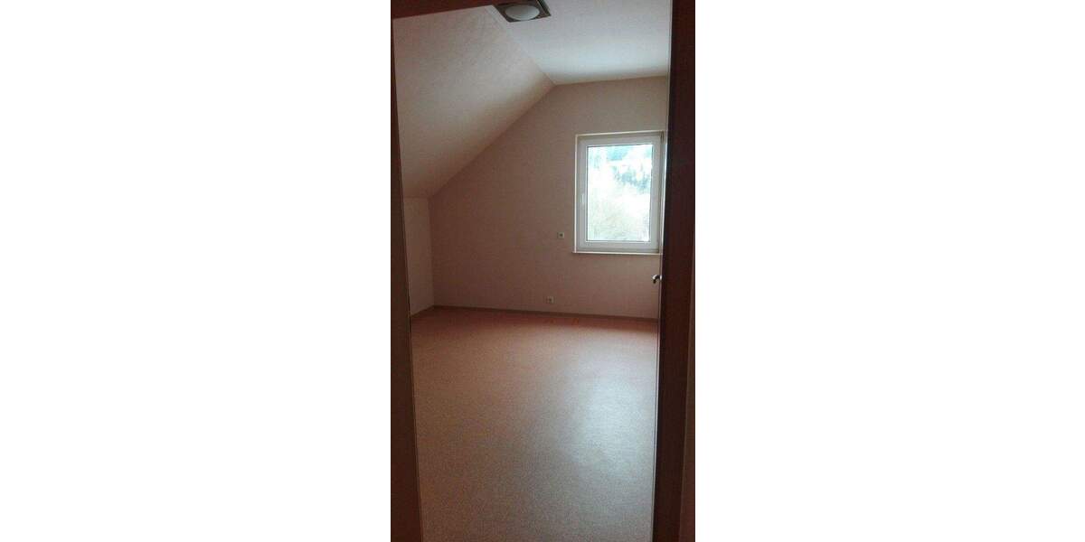Etagenwohnung Puderbach - 4 Zimmer, 85 m&sup2;, 239.000&euro; | Angebot:25896714