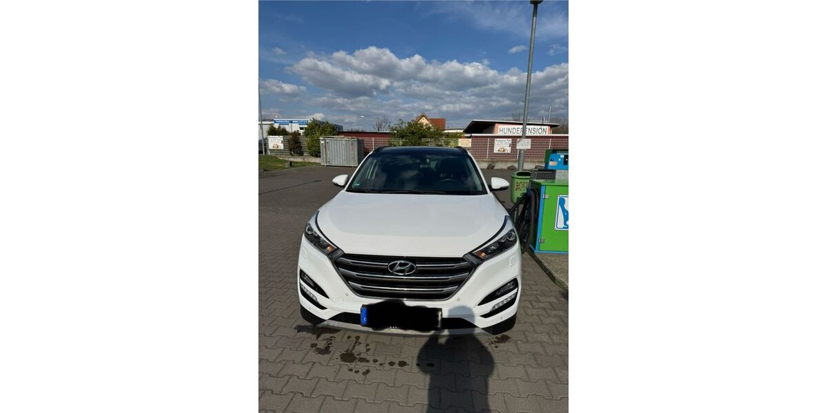 Hyundai TUCSON 80.000 km 18.100 &euro; Mendig 56743
