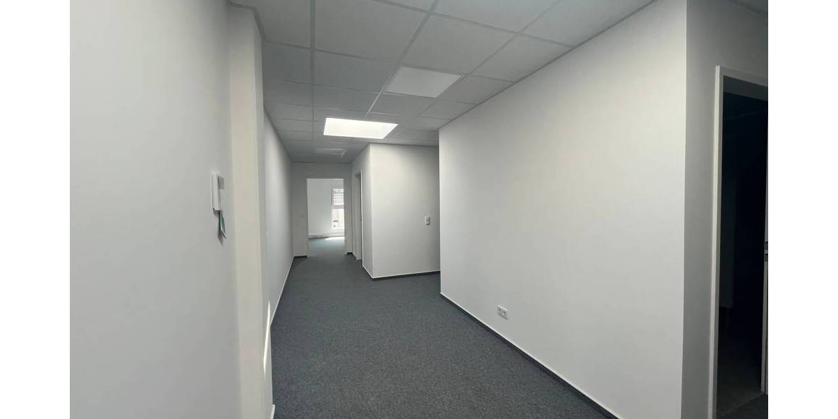 ERSTBEZUG - Moderne Büroeinheit in erstklassiger Lage von Nastätten zimmer