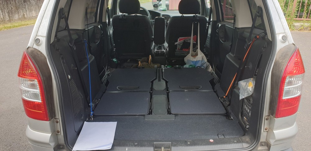 Opel Zafira 131.702 km 2.500 € Koblenz 56068