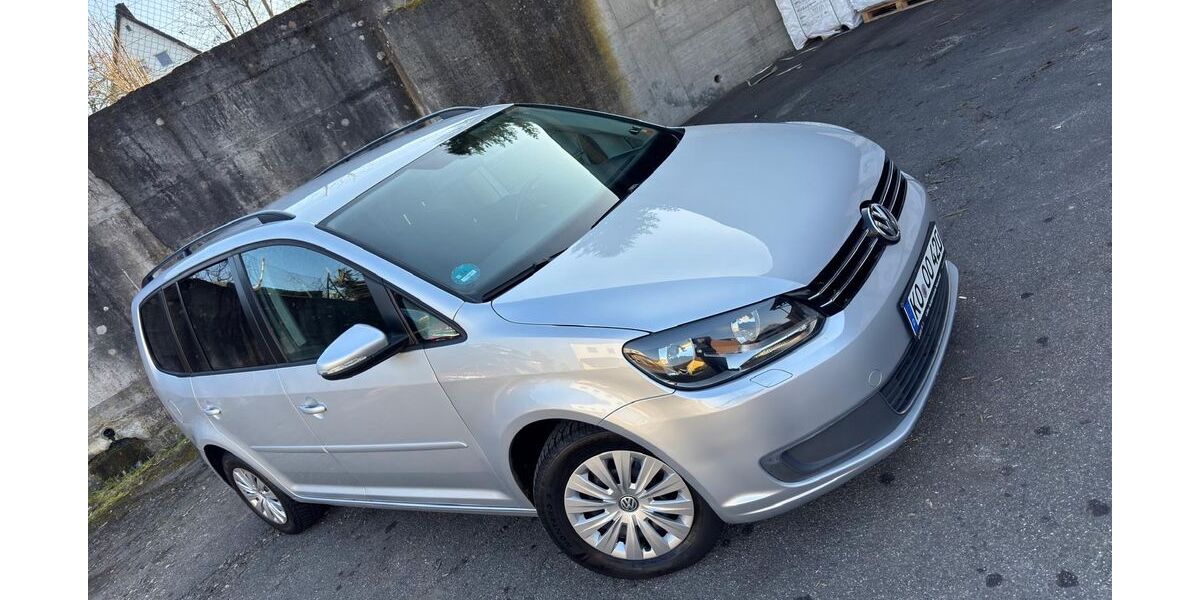 VW Touran 195.000 km 7.499 &euro; Koblenz 56075