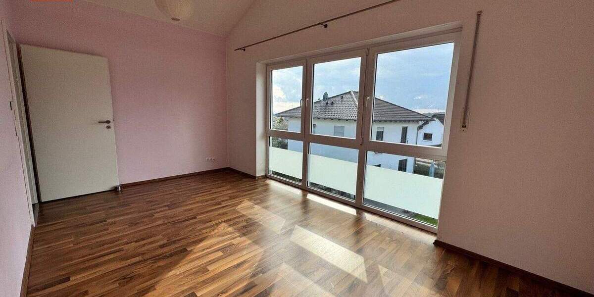 Doppelhaushälfte Waldesch - 4 Zimmer, 105 m&sup2;, 319.000&euro; | Angebot:25797614