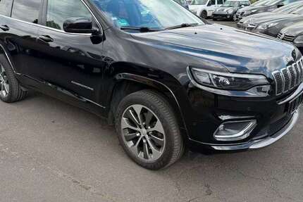 Jeep Cherokee 178.900 km 14.300 &euro; Girod bei Montabaur 56412
