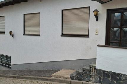 Wohnung Andernach - 7 Zimmer, 240 m&sup2;, 240.000&euro; | Angebot:26677012