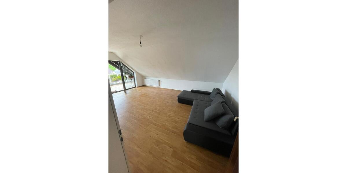 Dachgeschoßwohnung Bendorf - 3 Zimmer, 83 m&sup2;, 725&euro; | Angebot:26656285