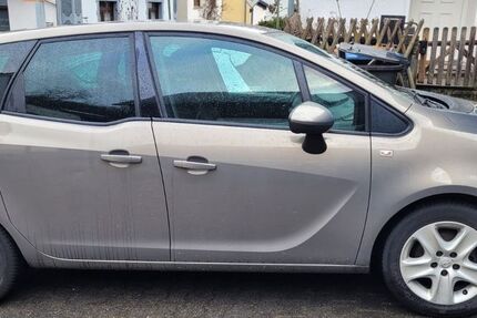 Opel Meriva 70.700 km 7.500 &euro; Geilnau 56379