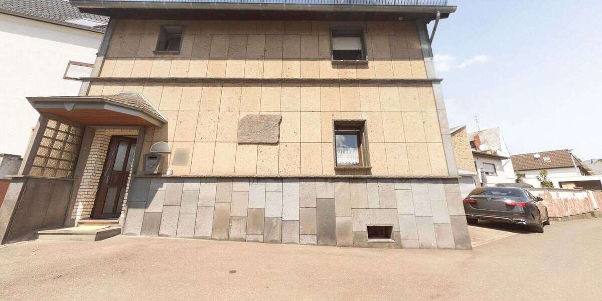 Einfamilienhaus Ettringen - 6 Zimmer, 133 m&sup2;, 149.000&euro; | Angebot:26994328