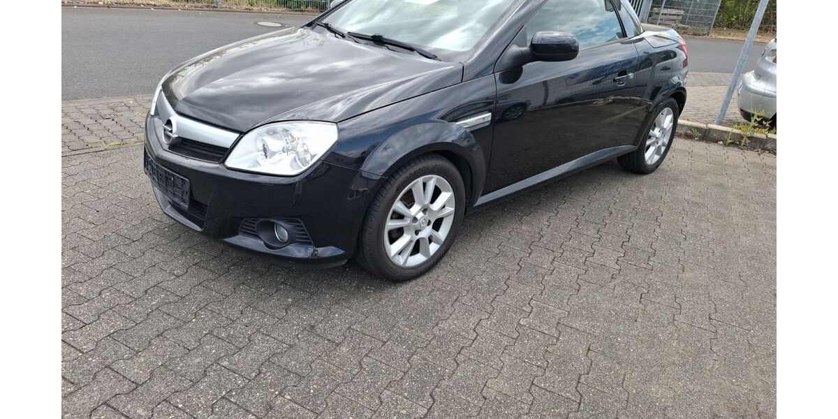 Opel Tigra 131.500 km 3.200 &euro; Bad Hönningen 53557