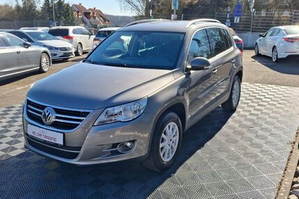 VW Tiguan 225.200 km 3.990 &euro; Altendiez 65624
