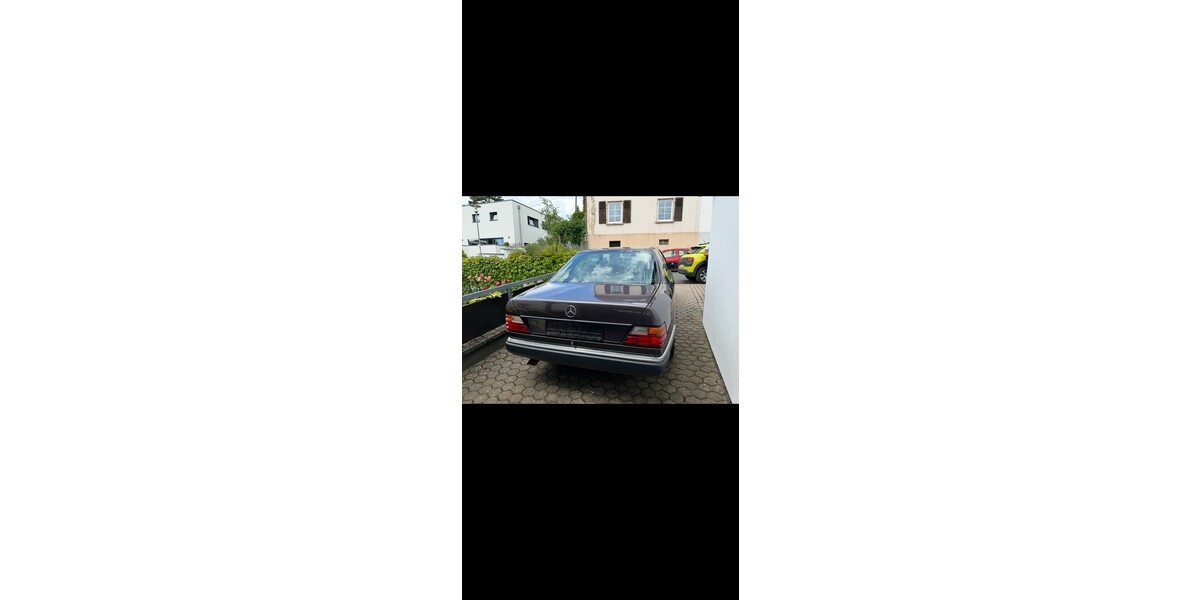 Mercedes-Benz CE 220 202.189 km 12.000 &euro; Neuwied 56564