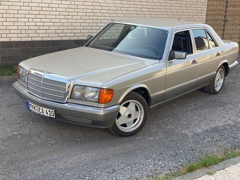 300