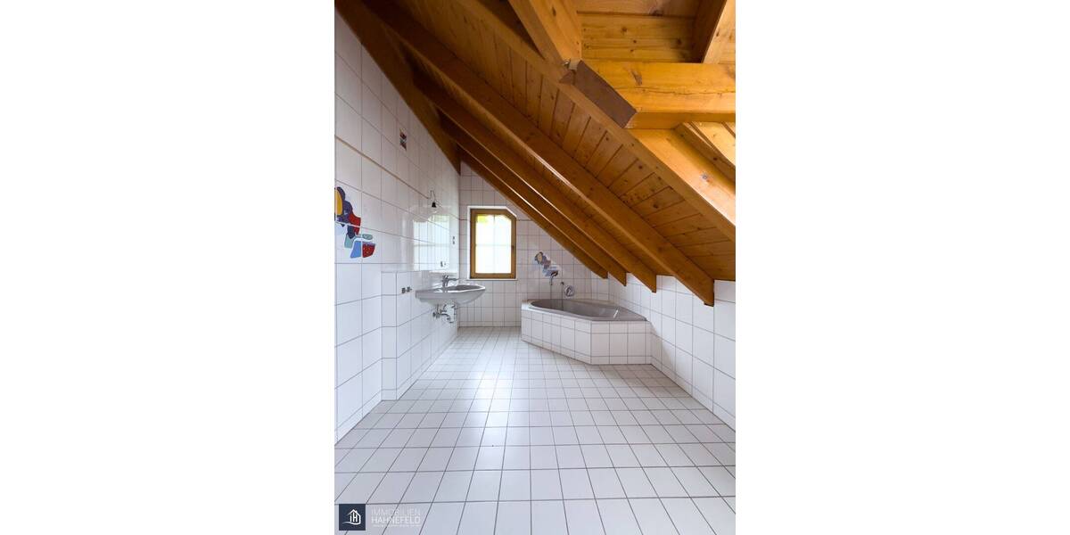 Einfamilienhaus Gückingen - 6 Zimmer, 191 m&sup2;, 545.000&euro; | Angebot:26489381