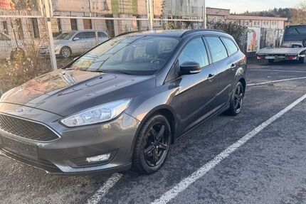 Ford Focus 170.000 km 3.999 € Diez 65582