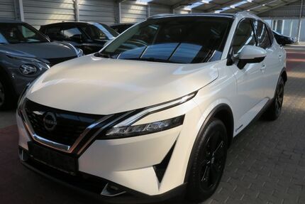 Nissan Qashqai 49.636 km 24.900 &euro; Nauort 56237