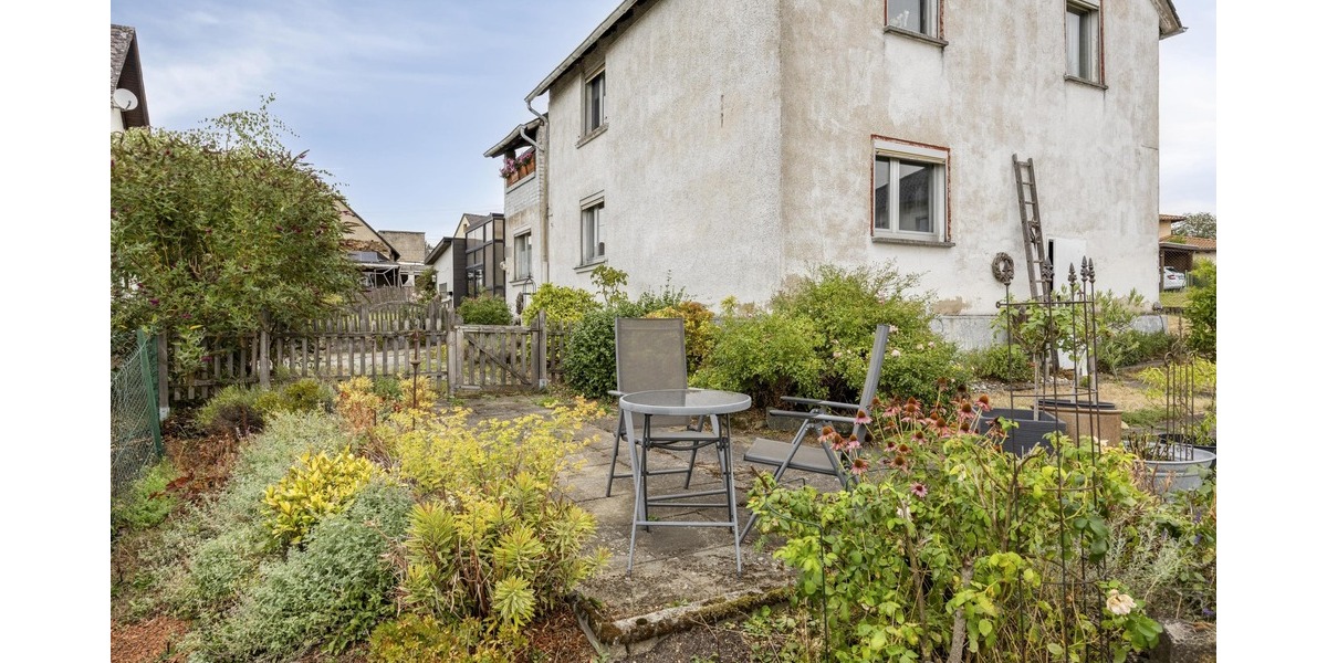 Gemütliches Haus mit großem Grundstück in Simmern - Einfamilienhaus Simmern | Angebot:27280866