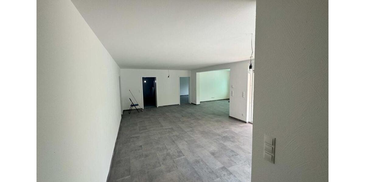 Etagenwohnung Wassenach - 3 Zimmer, 130 m&sup2;, 1.100&euro; | Angebot:26453282