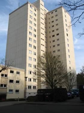 Hier wird frisch für Sie saniert! Schöne-Wohnung mit Balkon und Panorama Aussicht 1 zimmer