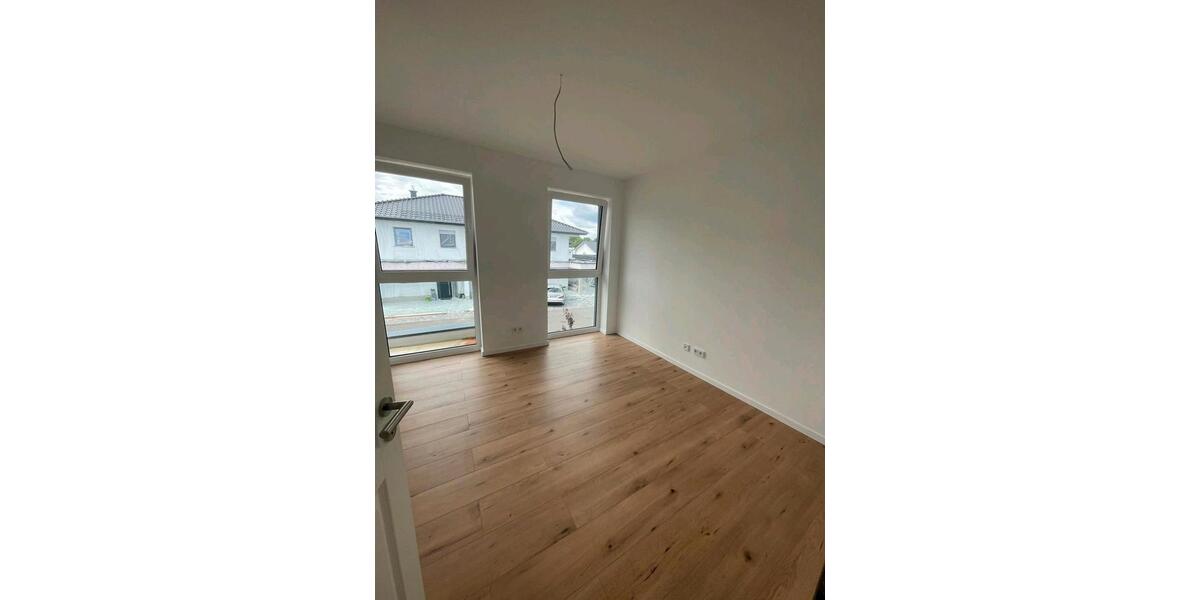 Doppelhaushälfte Herschbach - 4 Zimmer, 132 m&sup2;, 1.500&euro; | Angebot:26535649