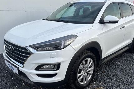 Hyundai TUCSON 95.000 km 16.990 € Mülheim Kärlich bei Koblenz 56218