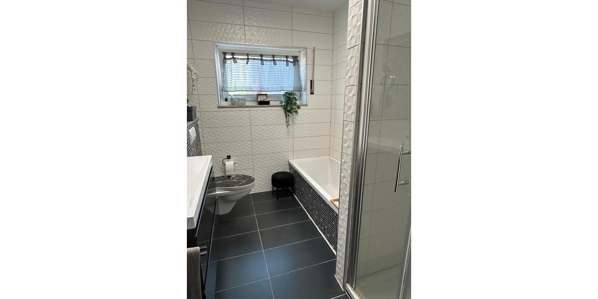 Einfamilienhaus Niederzissen - 5 Zimmer, 200 m&sup2;, 495.000&euro; | Angebot:26413362