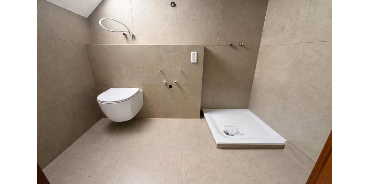 Dachgeschoßwohnung Weißenthurm - 2 Zimmer, 34 m&sup2;, 520&euro; | Angebot:26123455