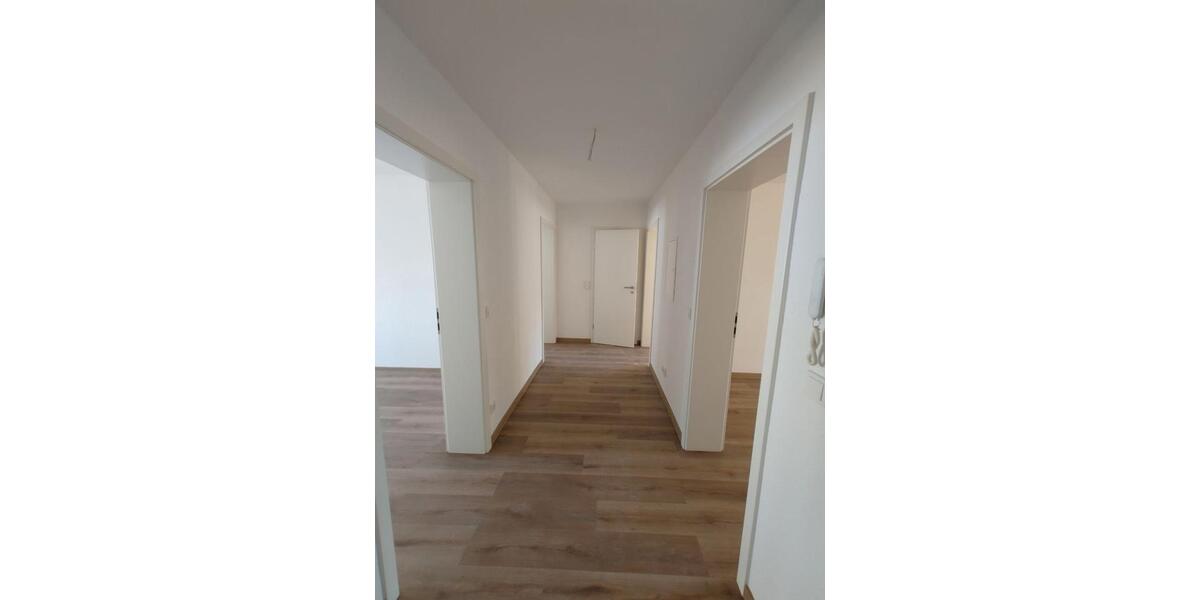 Etagenwohnung Koblenz Bubenheim - 4 Zimmer, 80 m&sup2;, 960&euro; | Angebot:26147978