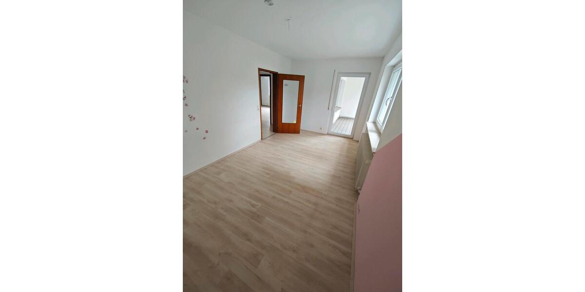 Erdgeschoßwohnung Neuwied Block - 3 Zimmer, 98 m&sup2;, 1.450&euro; | Angebot:26040607