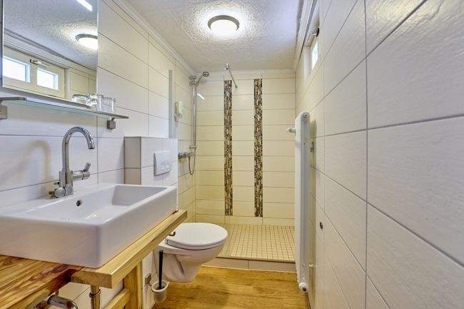 Gewerbeobjekt Roes - 1.250.000&euro; | Angebot:25672681