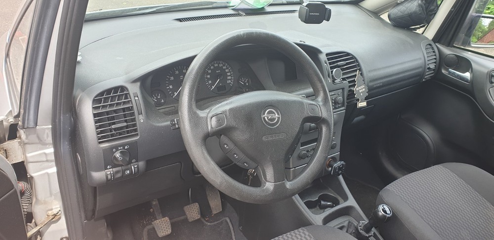 Opel Zafira 131.702 km 2.500 € Koblenz 56068