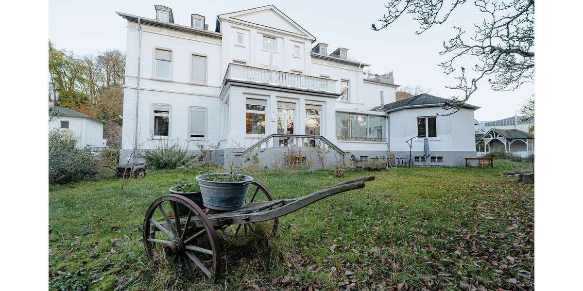 Etagenwohnung Lahnstein - 3.5 Zimmer, 171 m&sup2;, 1.590&euro; | Angebot:26890532