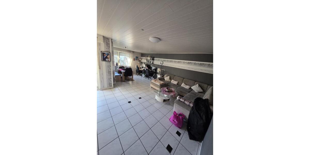 Etagenwohnung Koblenz Bubenheim - 3 Zimmer, 90 m&sup2;, 800&euro; | Angebot:25380714