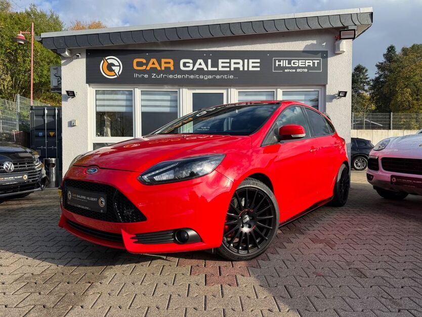 Ford Focus 121.000 km 11.990 € Hilgert 56206