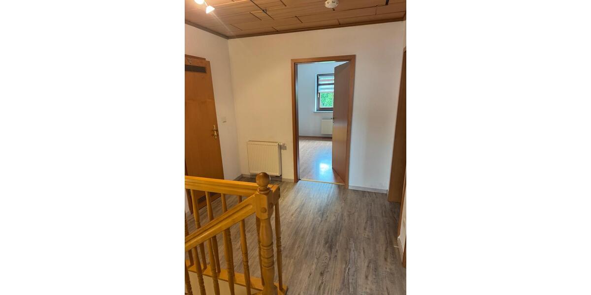 Einfamilienhaus Beltheim - 7 Zimmer, 217 m&sup2;, 469.000&euro; | Angebot:27066384