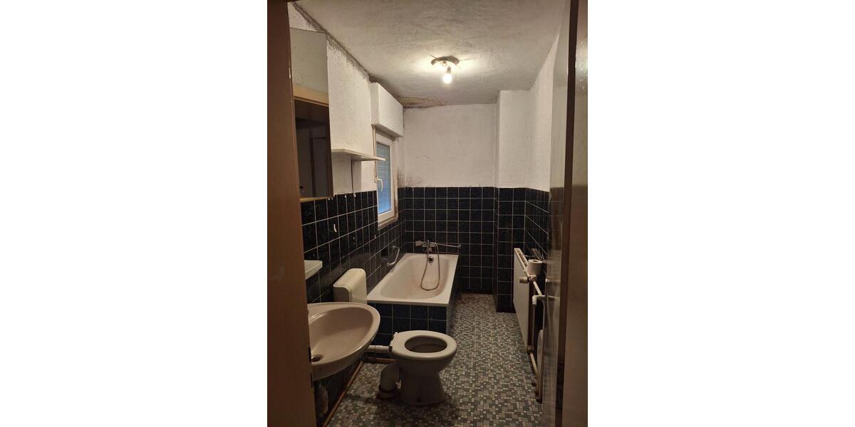 Mehrfamilienhaus, Wohnhaus Ötzingen - 6 Zimmer, 180 m&sup2;, 900&euro; | Angebot:25621460