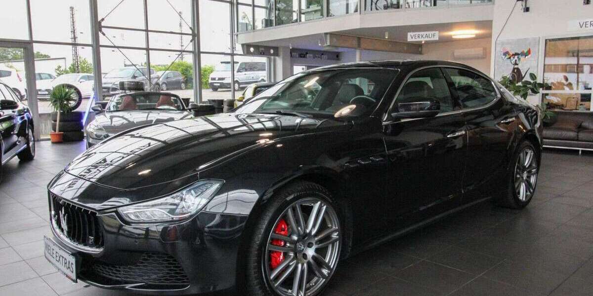 Maserati Ghibli 158.000 km 24.499 &euro; Lahnstein 56112