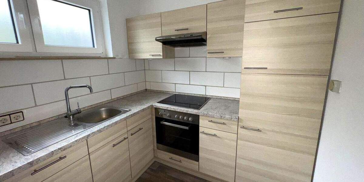 Eigentumswohnung mit 2-ZKB, Loggia und Tiefgaragenstellplatz in ruhiger Wohnlage von Bendorf- Sayn 2 zimmer