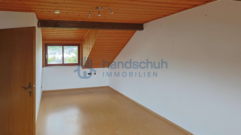 Reihenendhaus mit großem Garten - Einfamilienhaus Montabaur | Angebot:26836581