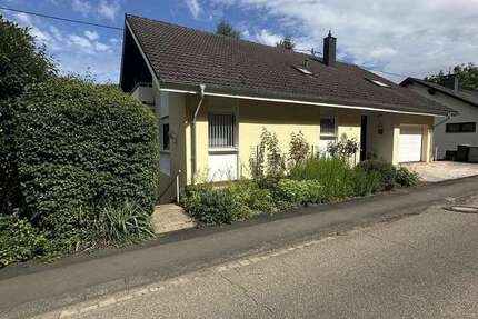 Haus zum Kaufen in Dausenau 399.000 € 211 m²