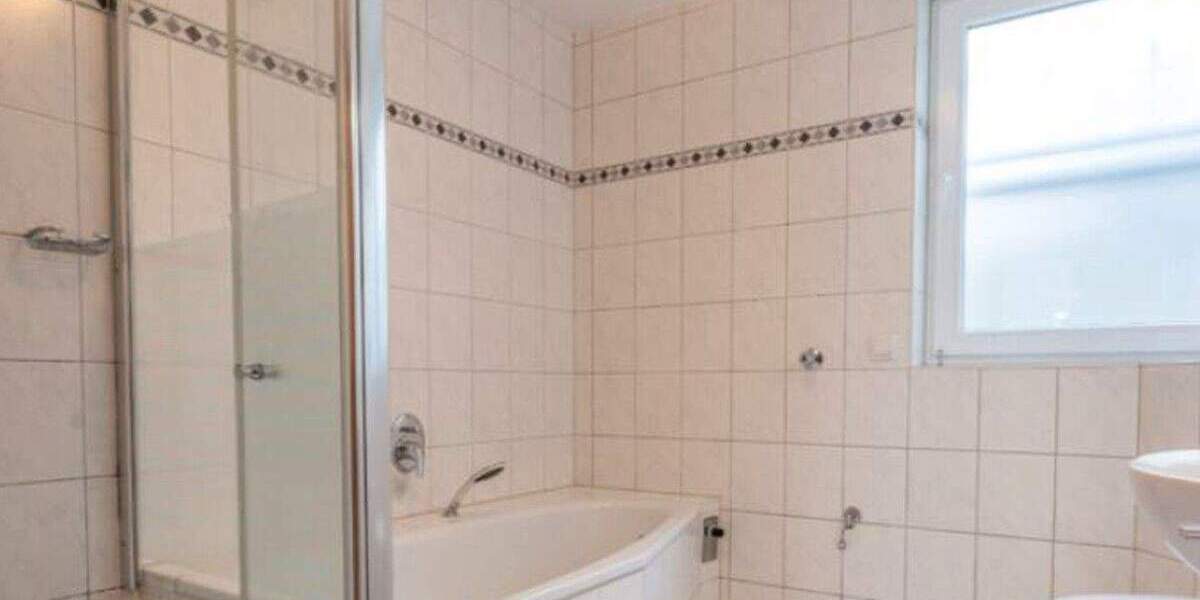 Mehrfamilienhaus, Wohnhaus Koblenz Ehrenbreitstein - 7 Zimmer, 234 m&sup2;, 600.000&euro; | Angebot:25389911