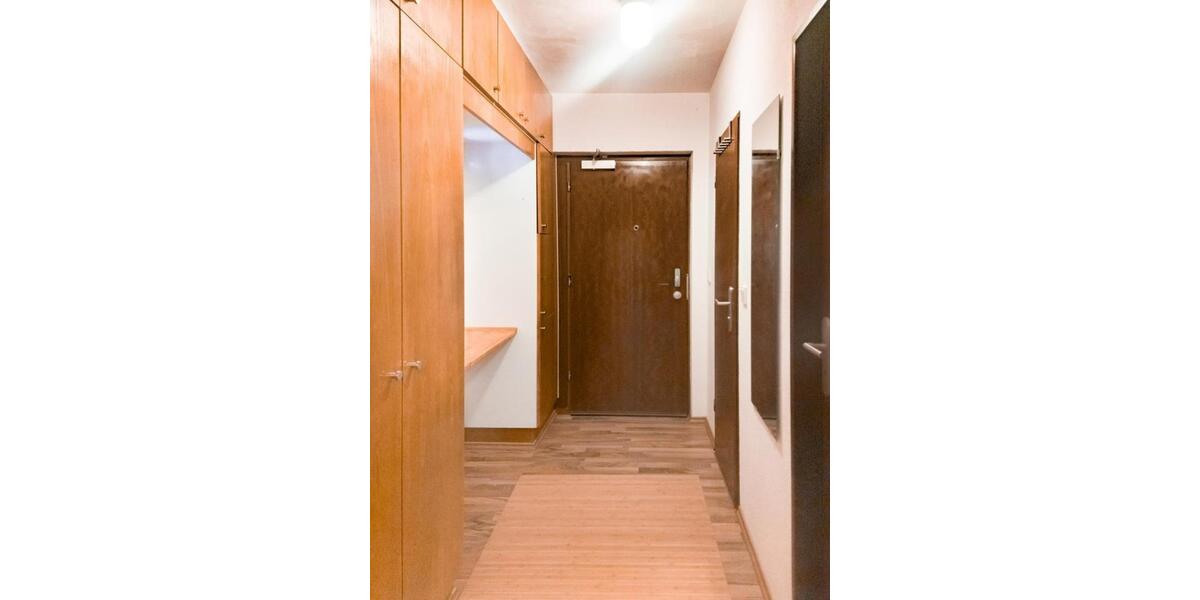 Erdgeschoßwohnung Dahlheim - 11 Zimmer, 33 m&sup2;, 83.000&euro; | Angebot:25479208