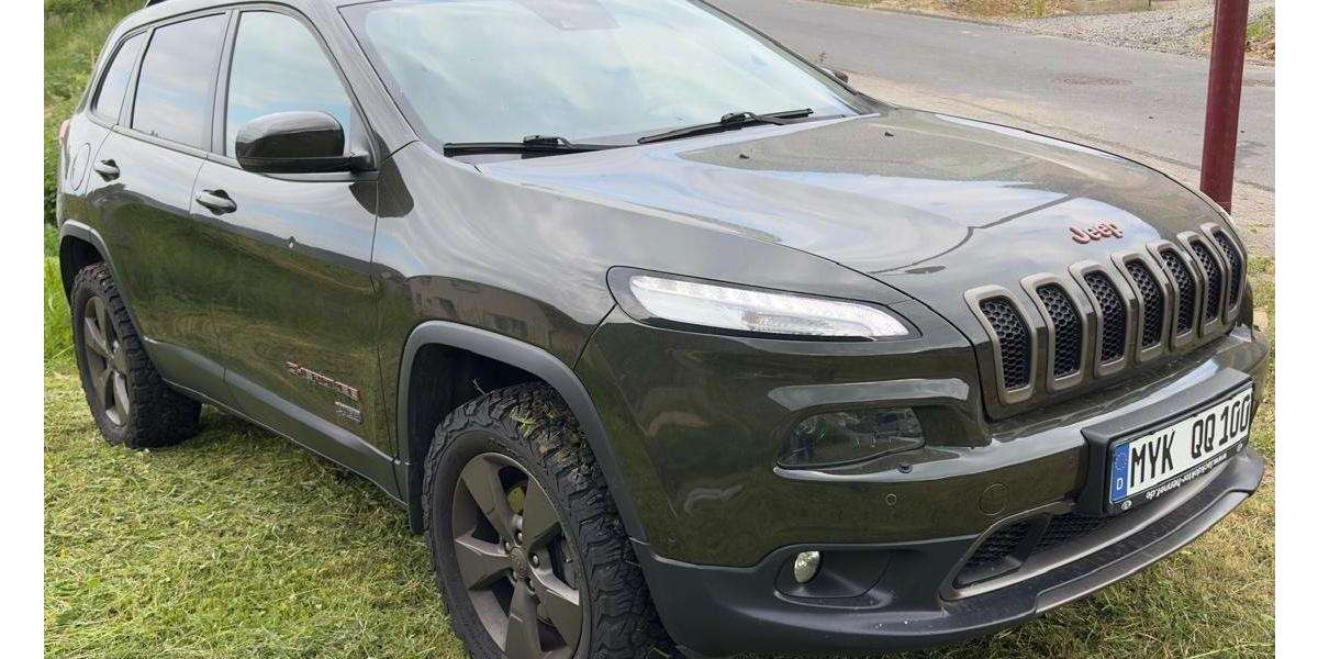 Jeep Cherokee 98.223 km 17.800 &euro; Burgen 56332