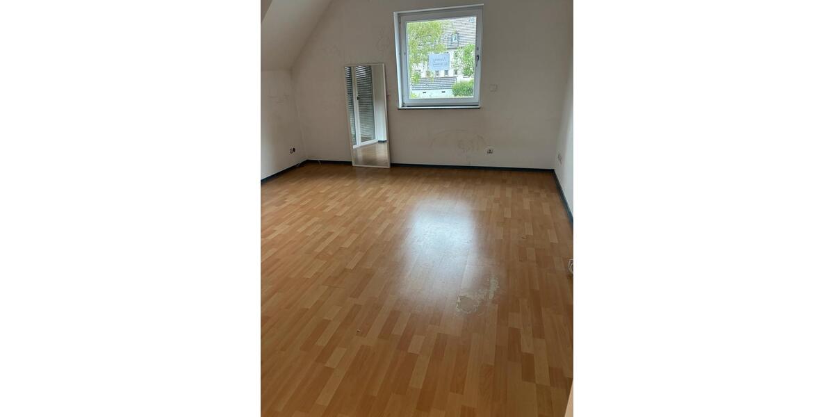 Etagenwohnung Bad Hönningen - 4 Zimmer, 90 m&sup2;, 900&euro; | Angebot:26653137
