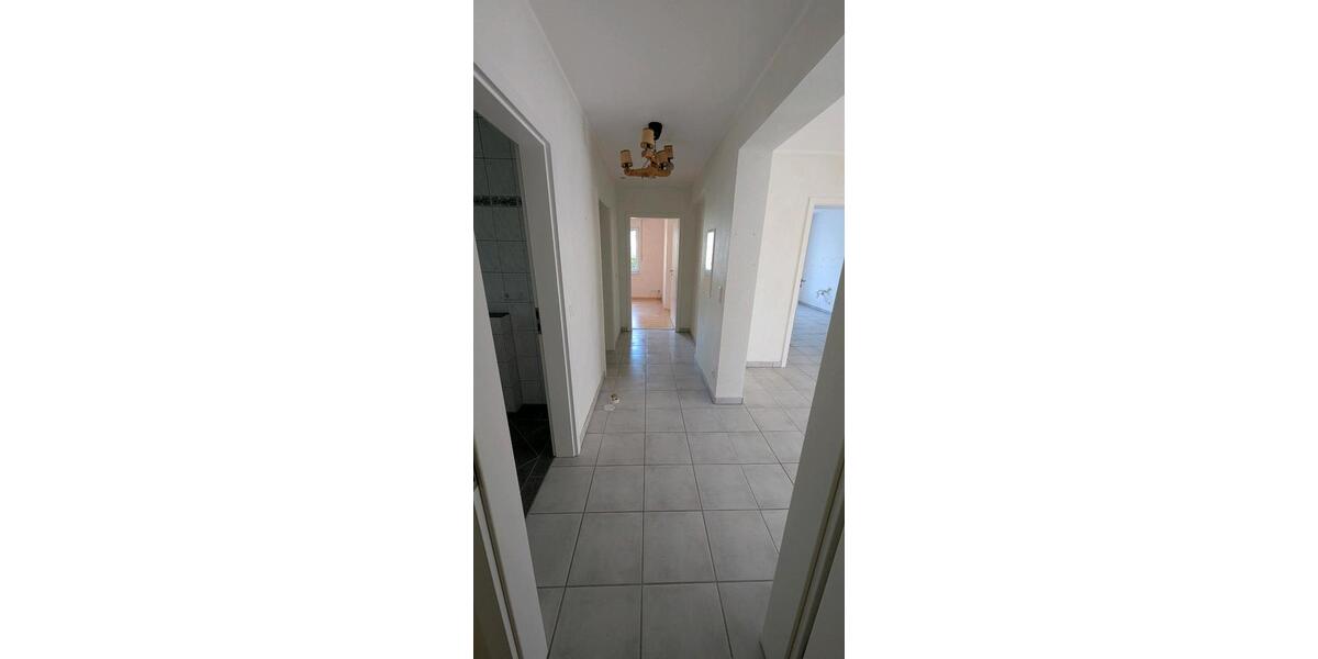 Etagenwohnung Mayen - 4 Zimmer, 133 m&sup2;, 1.200&euro; | Angebot:26691410