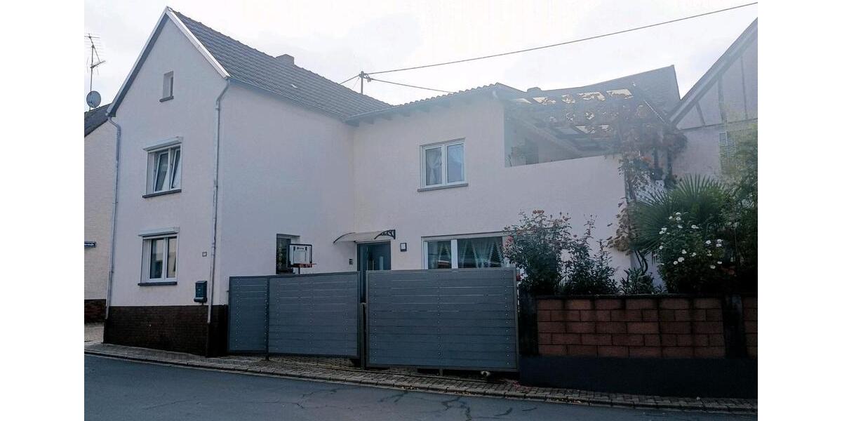 Einfamilienhaus Ochtendung - 6 Zimmer, 140 m&sup2;, 275.000&euro; | Angebot:23003883