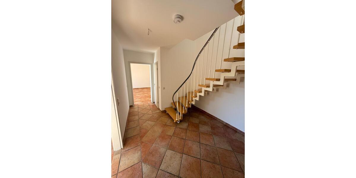 Maisonettenwohnung Bendorf - 2 Zimmer, 73 m&sup2;, 820&euro; | Angebot:26392485
