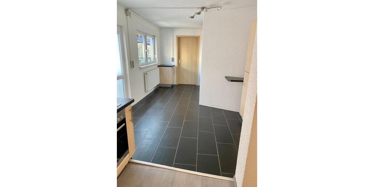 Etagenwohnung Nastätten - 3 Zimmer, 95 m&sup2;, 800&euro; | Angebot:25143946