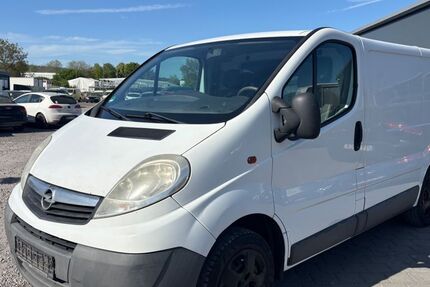 Opel Vivaro 384.000 km 2.889 &euro; Neuwied 56567