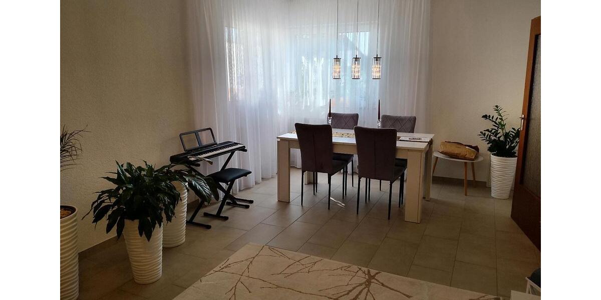 Erdgeschoßwohnung Ransbach-Baumbach Baumbach - 1 Zimmer, 96 m&sup2;, 900&euro; | Angebot:25760243